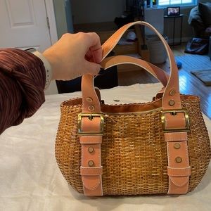 Maxx wicker and coral bag, extended and drawstring inside fabric